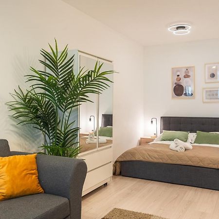 Modern Newly-Built Home By The New York Cafe Budapest Eksteriør bilde